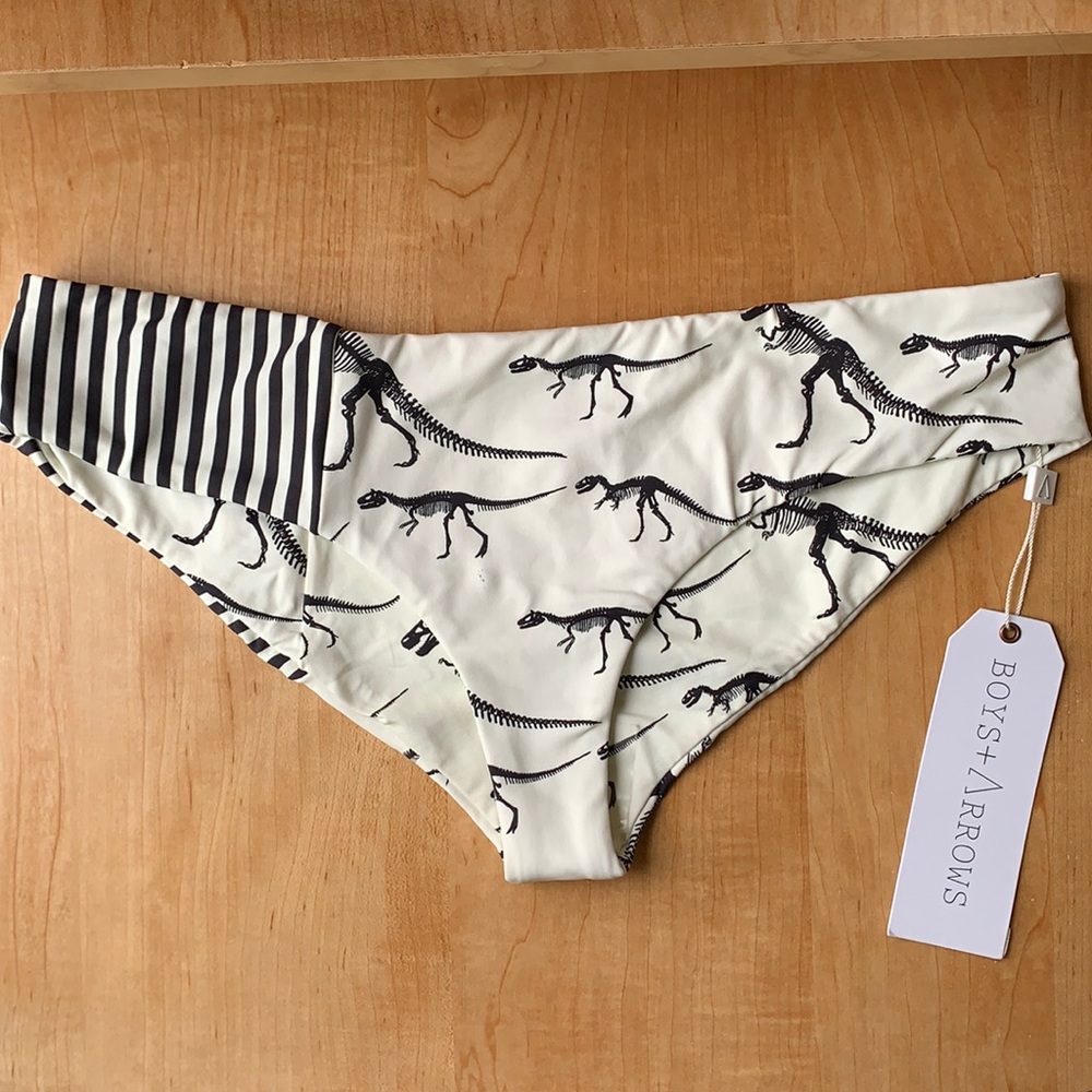 RARE Boys + Arrows Wallace Primal Bottom NWT